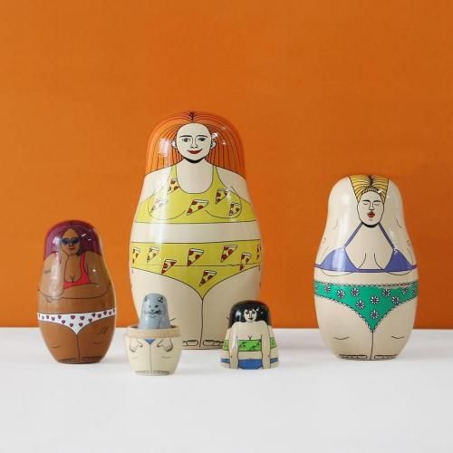 2227. [MIDORI KOMATSU] Matryoshka(Happy Hot Girls)