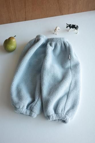 <img class='new_mark_img1' src='https://img.shop-pro.jp/img/new/icons14.gif' style='border:none;display:inline;margin:0px;padding:0px;width:auto;' />2379.boa pants(light blue)