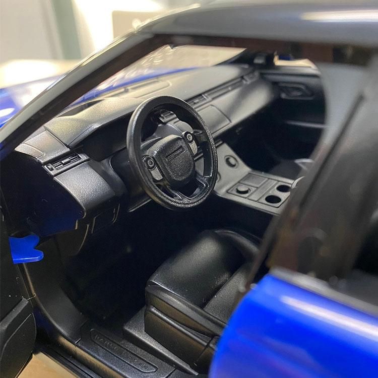 ＼半額SALE／ Range Rover ジョブインターナショナル - ヴェラール（bruder） ミニカー