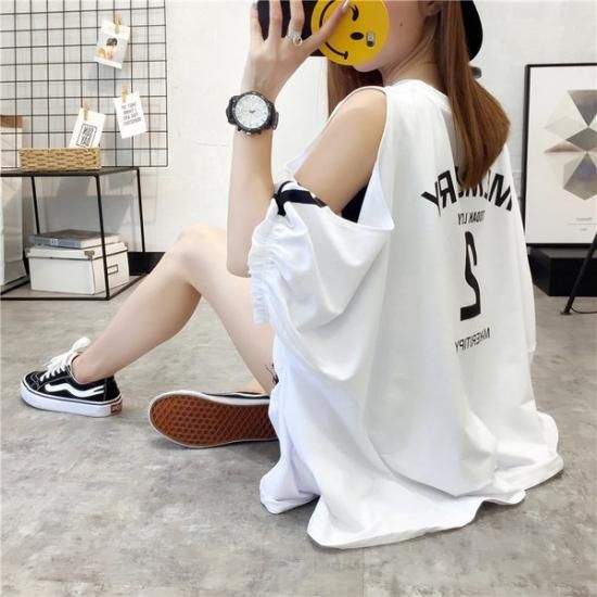 トップス Tシャツ オフショルダーダボダボ感が可愛いスポーティなシャツ 韓国セレクトショップ通販レディースmarron マロン トップス Tシャツ オフショルダーダボダボ感が可愛いスポーティなシャツ 韓国セレクトショップ通販レディースmarron マロン