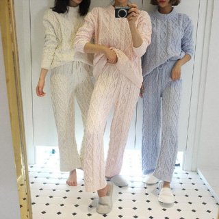 韓国ルームウェア❤パジャマパーティー・双子コーデにケーブルニットパジャマ