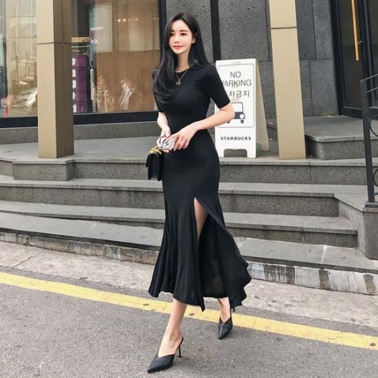 韓国ワンピース 大きなアシンメトリースリットがとってもセクシー可愛い大人ロングワンピ 韓国 ワンピース ドレス 通販レディースmarron マロン
