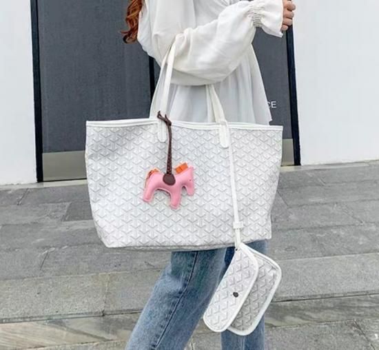 お馬さんバッグ トートバッグ とっても可愛いお馬さんの小銭入れつき肩掛けバッグ 韓国 ワンピース ドレス 通販レディースmarron マロン