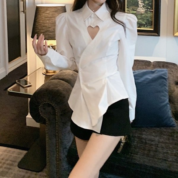 トップス 胸元のハートカットがセクシーな可愛い韓国くびれシャツ|韓国 ワンピース ドレス 通販レディースMarron(マロン)