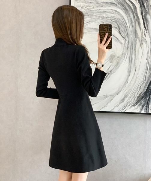 ワンピース サイドパールボタンが清楚な可愛い韓国フレアニット