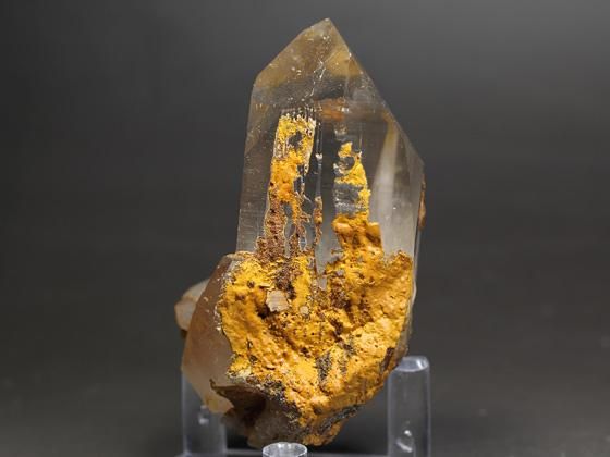 ヒマラヤ水晶 スカルドゥ産 虹入り tm0087