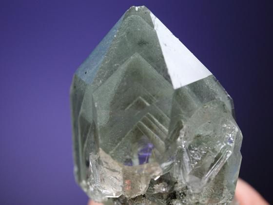 高品質マニハール産グリーンファントム付クリスタルヒマラヤ水晶