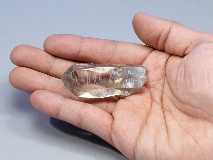 ガウリシャンカール産ヒマラヤ水晶ポイント - ヒマラヤ水晶専門 ガウリシャンカール産ヒマラヤ水晶ポイント - ヒマラヤ水晶専門