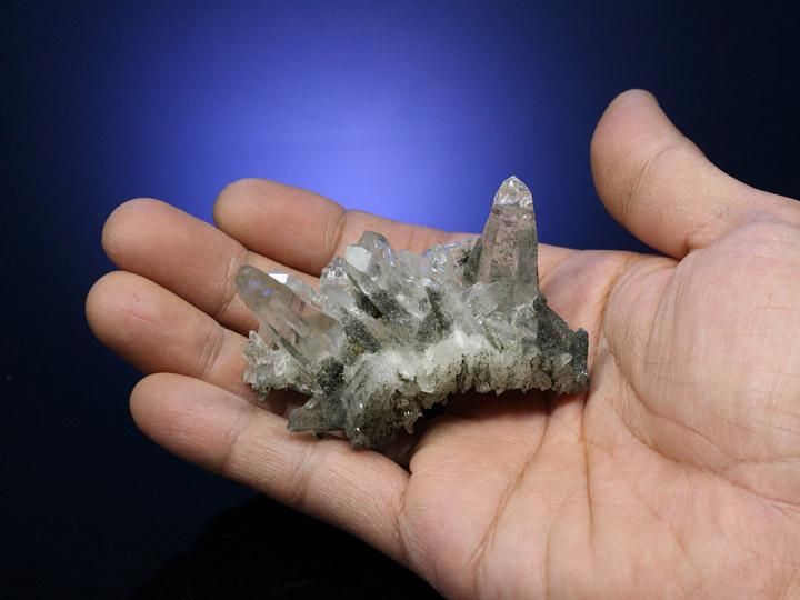 ガネーシュヒマール産ヒマラヤ水晶クラスター - ヒマラヤ水晶 ガネーシュヒマール産ヒマラヤ水晶クラスター - ヒマラヤ水晶