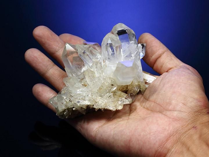 パルギ産ヒマラヤ水晶クラスター - ヒマラヤ水晶専門店 ヒマラヤン