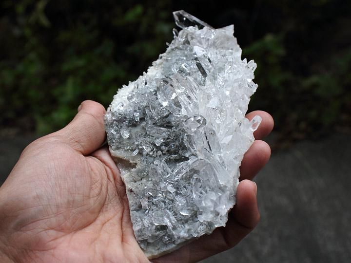 ガルサ産ヒマラヤ水晶クラスター - ヒマラヤ水晶専門店 ヒマラヤン