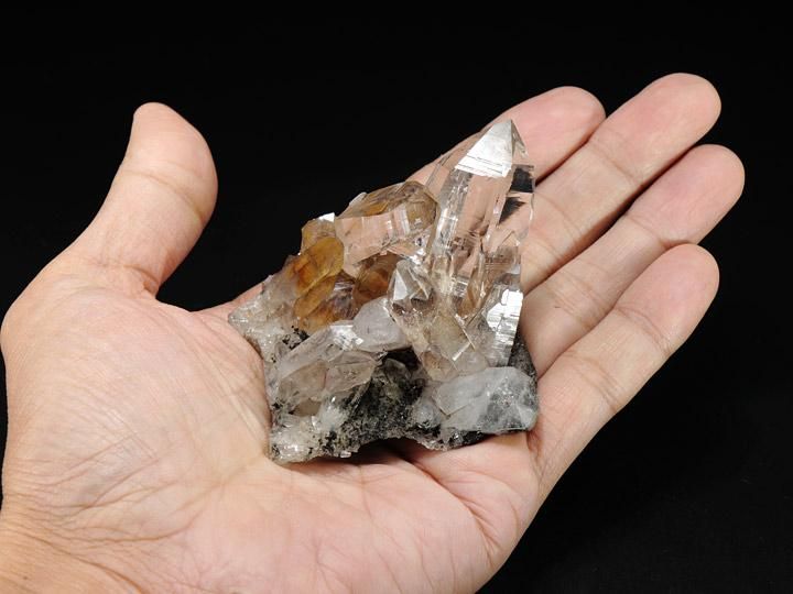 ガネーシュヒマール産ヒマラヤ水晶クラスター - ヒマラヤ水晶 ガネーシュヒマール産ヒマラヤ水晶クラスター - ヒマラヤ水晶