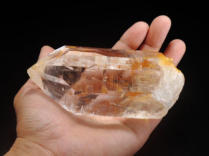 超特大　ヒマラヤ産　水晶　ポイント インド・マニハール産] ヒマラヤ水晶 ポイント 63x24x23.5mm 47g