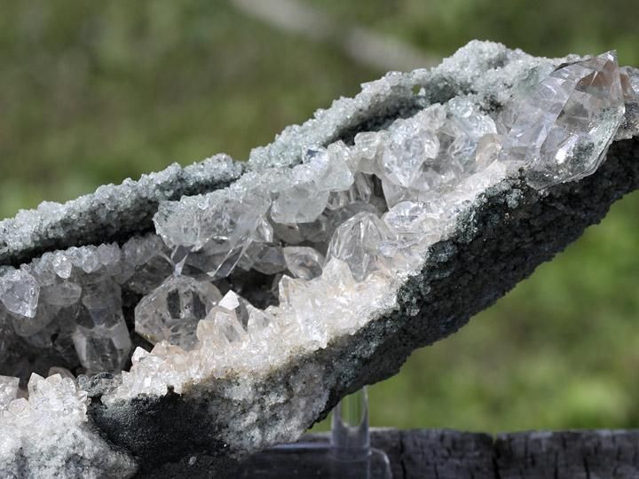 マニハール産ヒマラヤ水晶クラスター - ヒマラヤ水晶専門店 ヒマラヤン