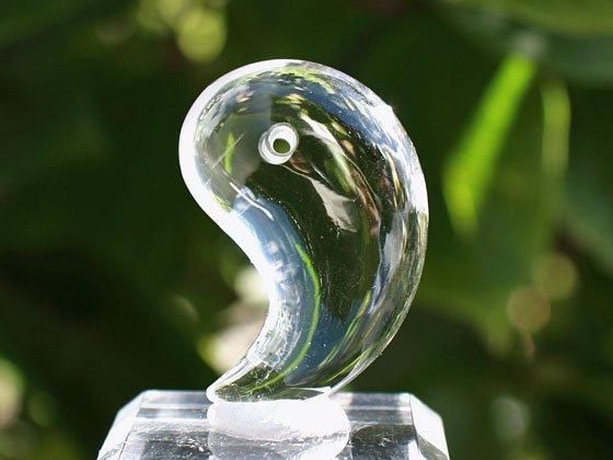 【極上】鑑別書付き！大玉ヒマラヤ水晶66mm 勾玉 - ヒマラヤ水晶専門店 ヒマラヤンナチュラルクリスタル