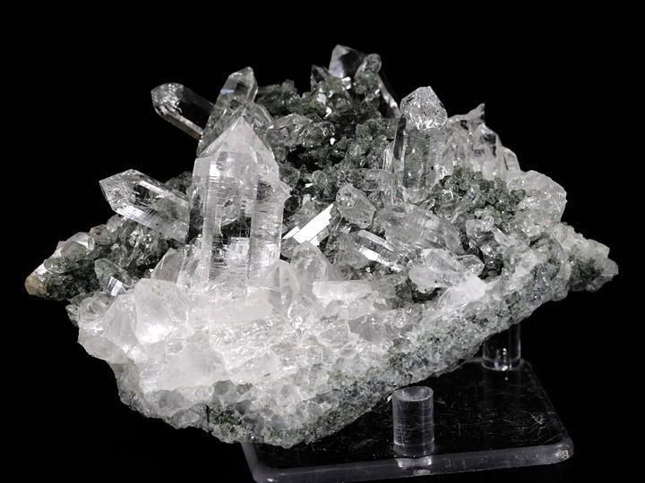 天然ヒマラヤ水晶クラスター 楽天市場】ヒマラヤ クル マナリ産 水晶クラスター 約131g