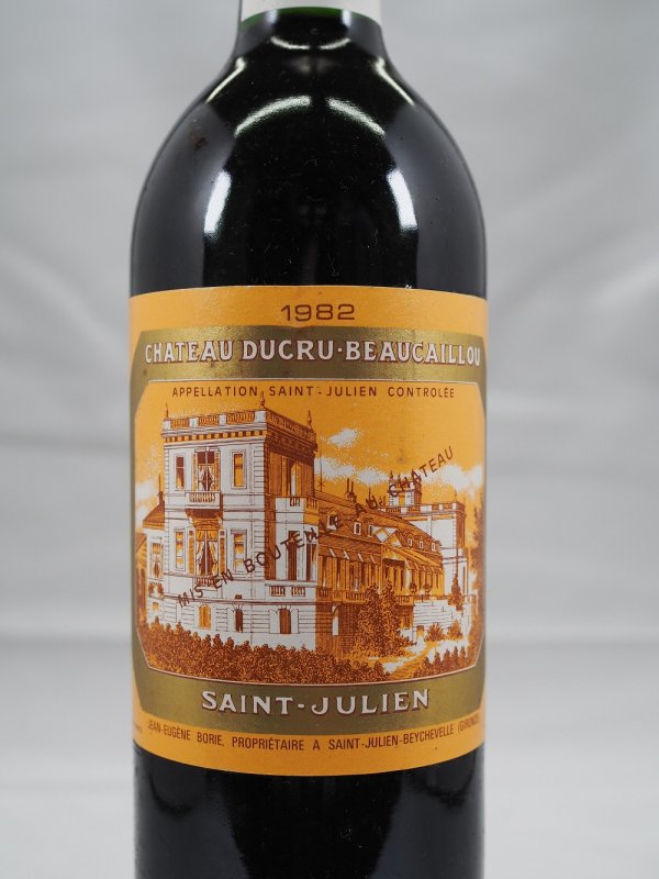 <img class='new_mark_img1' src='https://img.shop-pro.jp/img/new/icons50.gif' style='border:none;display:inline;margin:0px;padding:0px;width:auto;' />1982　CHATEAU　DUCRU-BEAUCAILLOU　　　　　　　　　　　　　　　　　　　1982　シャトー・デュクリュ・ボーカイユ　60,000