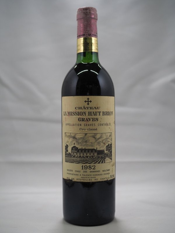 <img class='new_mark_img1' src='https://img.shop-pro.jp/img/new/icons50.gif' style='border:none;display:inline;margin:0px;padding:0px;width:auto;' />1982　CHATEAU　LA　MISSION　HAUT　BRION　　　　　　　　　　　　　　　　　　　　　　　　1982　シャトー・ラ・ミッション・オー・ブリオン　　100,000
