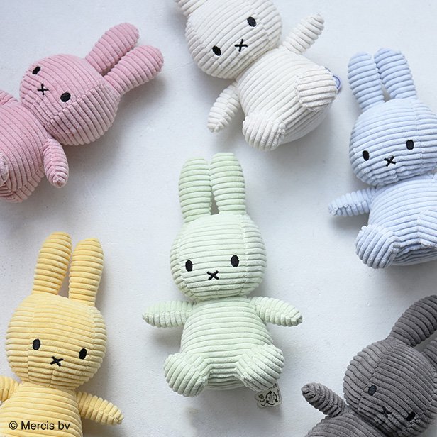 Miffy Corduroy 23cm<img class='new_mark_img2' src='https://img.shop-pro.jp/img/new/icons3.gif' style='border:none;display:inline;margin:0px;padding:0px;width:auto;' />