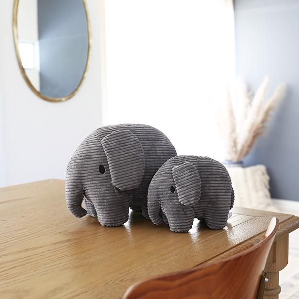 Elephant Corduroy 20cm / 27cm