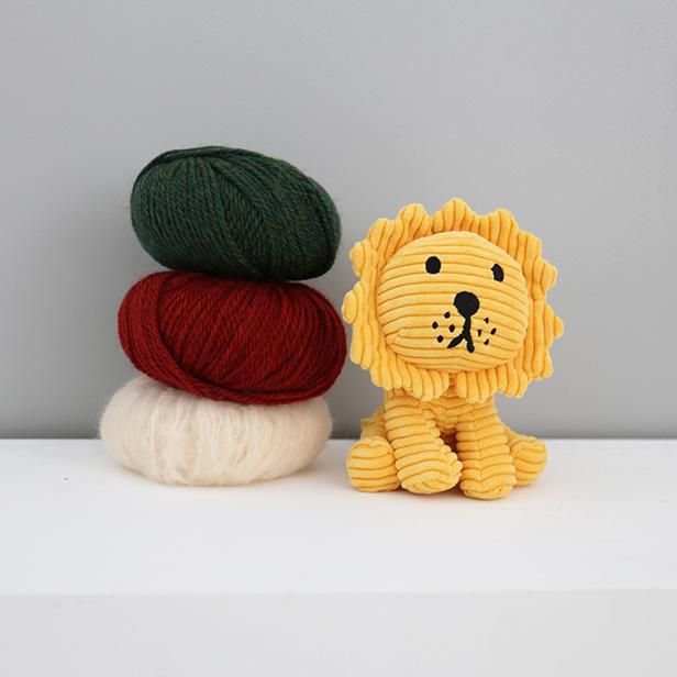Lion Corduroy 17cm / 24cm Lion Corduroy 17cm / 24cm