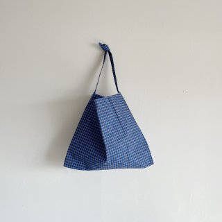 ONE HANDLE TOTE