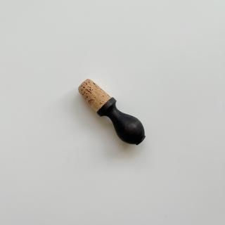 WINE BOTTLE STOPPER