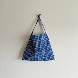 ONE HANDLE TOTE