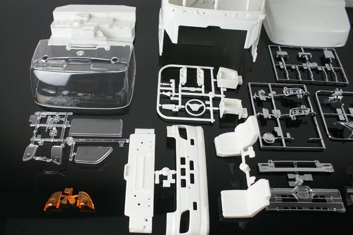 タミヤ 1/14 HINO700 プロフィア キャブキット タミヤ 1/14 HINO700 プロフィア キャブキット