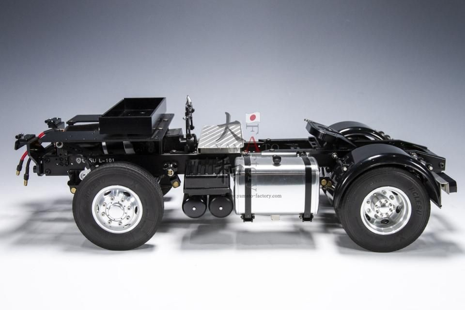 1/14 HINO700 プロフィア 4×2 フルキット 1/14 HINO700 プロフィア 4×2 フルキット