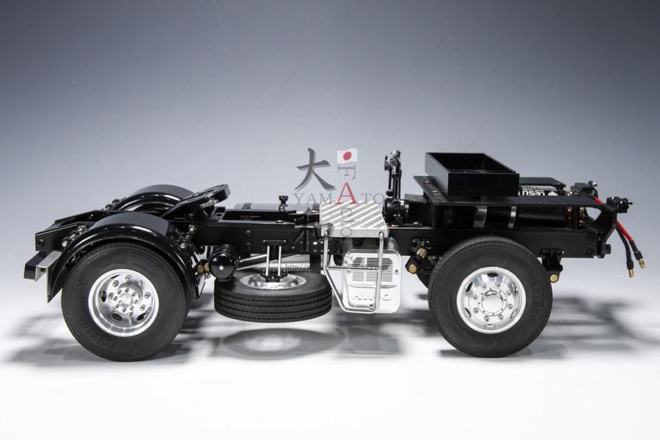 1/14 HINO700 プロフィア 4×2 フルキット 1/14 HINO700 プロフィア 4×2 フルキット