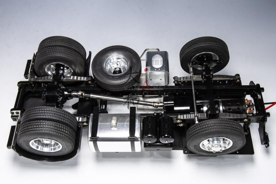 1/14 HINO700 プロフィア 4×2 フルキット 1/14 HINO700 プロフィア 4×2 フルキット