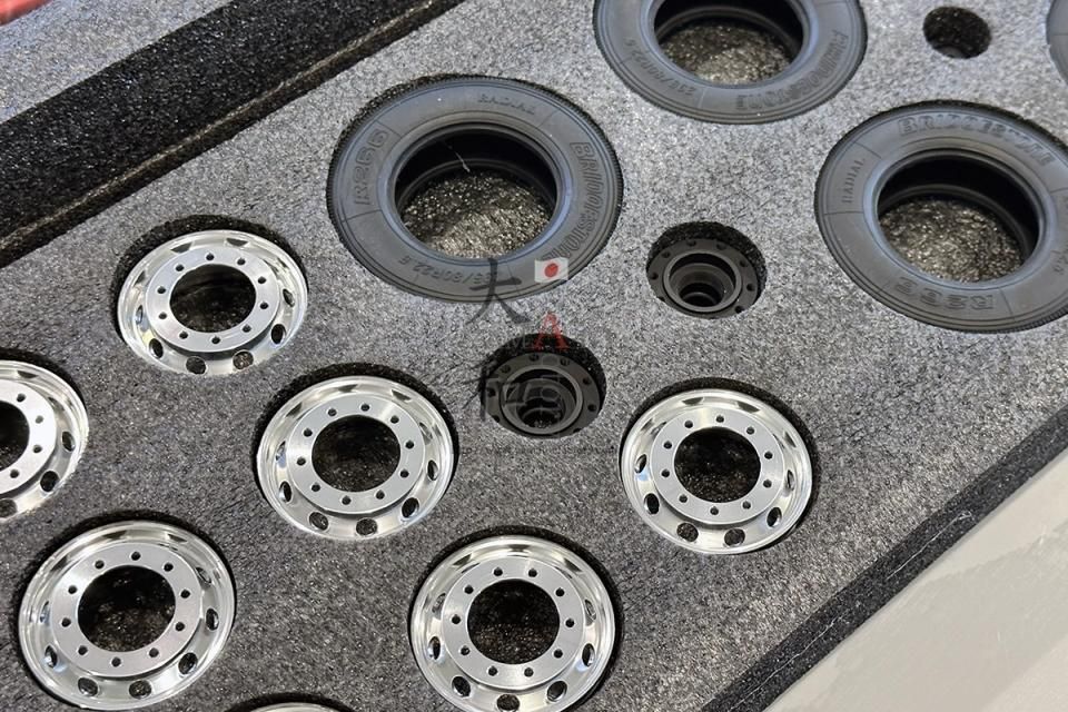 タミヤ1/14 MAN F2000 フルメタル組み立てキット