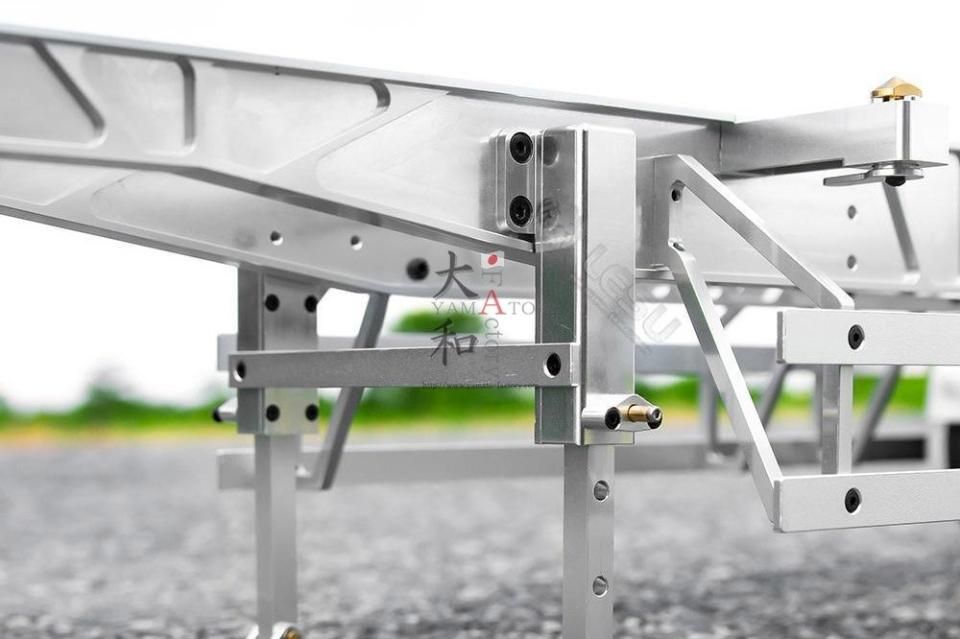 タミヤ1/14 40ftコンテナ積載用セミトレーラー タミヤ1/14 40ftコンテナ積載用セミトレーラー