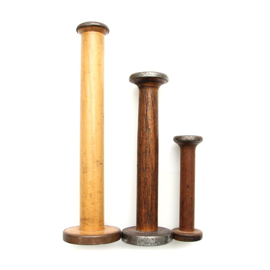 ⑦古い工業用ボビン(大)　2個　木製糸巻き　古道具　インダストリアル