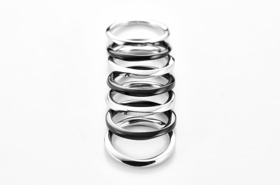 seven mobius rings 