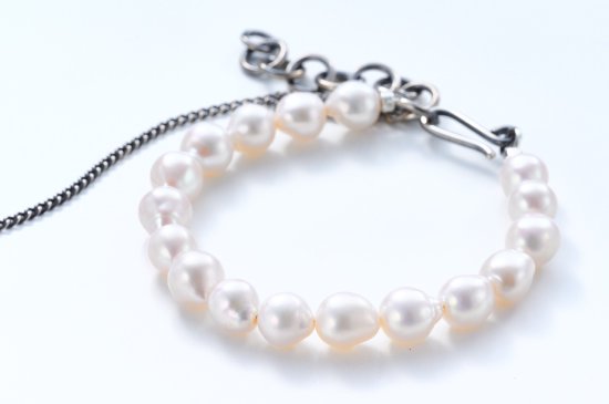 BAROQUE PEARL BRACELET