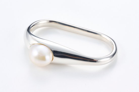 <img class='new_mark_img1' src='https://img.shop-pro.jp/img/new/icons2.gif' style='border:none;display:inline;margin:0px;padding:0px;width:auto;' /> Freshwater Pearl Ring / No'8