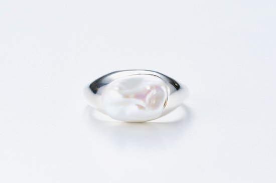 <img class='new_mark_img1' src='https://img.shop-pro.jp/img/new/icons2.gif' style='border:none;display:inline;margin:0px;padding:0px;width:auto;' /> Freshwater Pearl Ring / No'10