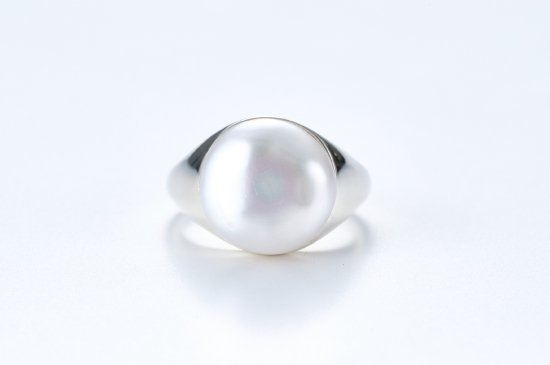 <img class='new_mark_img1' src='https://img.shop-pro.jp/img/new/icons2.gif' style='border:none;display:inline;margin:0px;padding:0px;width:auto;' /> Freshwater Pearl Ring / No'13