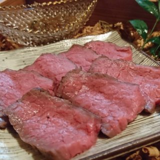 黒毛和牛もも肉の煮ロースト（200g）