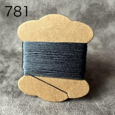 板巻781灰青 シルク糸5m - LOKI 羅樹工房