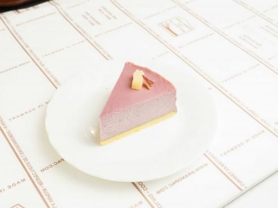 紫芋のチーズケーキ 1カット チーズケーキと豆腐スイーツの店 おめざや 紫芋のチーズケーキ 1カット チーズケーキと豆腐スイーツの店 おめざや