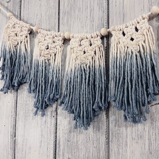 <img class='new_mark_img1' src='https://img.shop-pro.jp/img/new/icons13.gif' style='border:none;display:inline;margin:0px;padding:0px;width:auto;' />DIP DYE MACRAME KIT〜ガーランド〜（動画解説付）