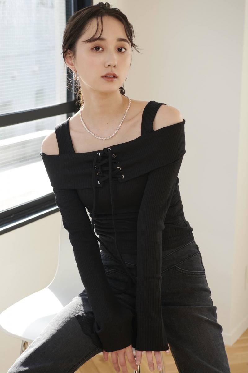 鈴木友菜着用 オフショルレースアップカットソー【全3色BK/WH/OR】