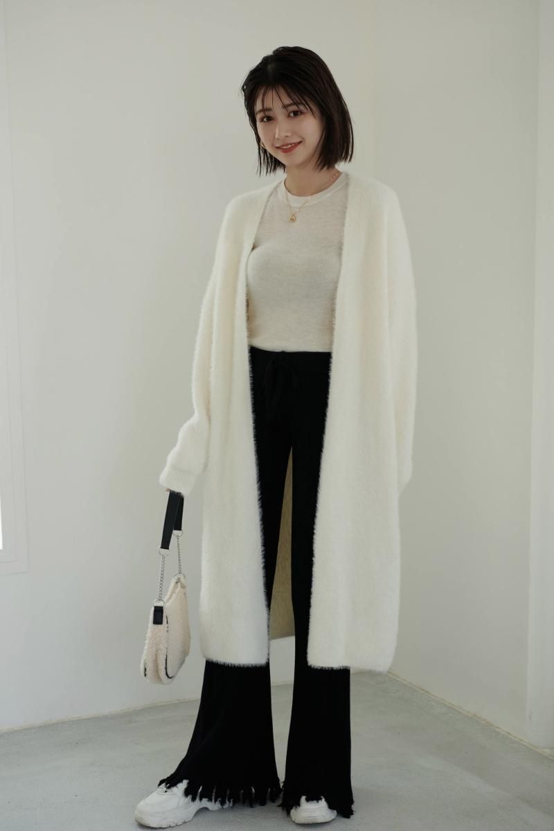 正規品♡アイスジャガード上下セット♡オフホワイト 2022 AW 冴木柚葉着用 シャギーカーデ【WH】