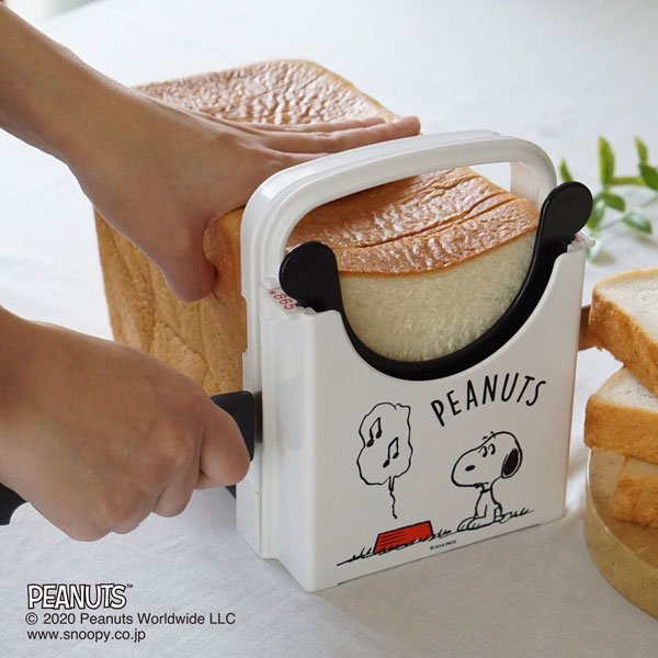 世界有名な 食パン カットガイド 厚み調節プレート付き ムーミン スヌーピー 日本製 キャラクター スライサー パン切りガイド おしゃれ かわいい