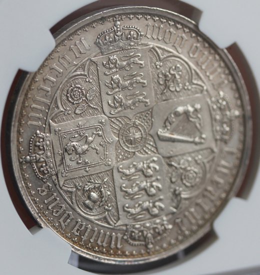 イギリス Great Britain ヴィクトリア ゴシッククラウン銀貨 