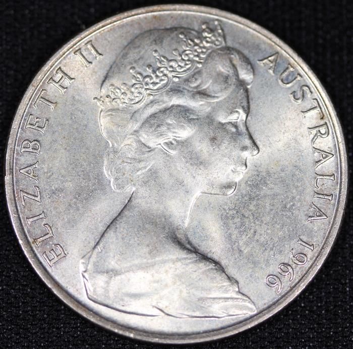 オーストラリア エリザベス2世 30ドル銀貨 純銀1kg ケース付き