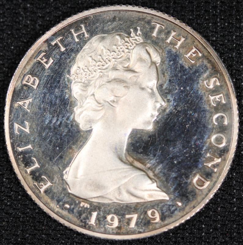 マン島 Isle of Man エリザベス2世 三脚巴 トリスケル 1ポンド 銀貨